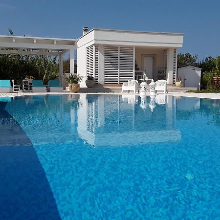 Santostefano Holidays 莫诺波利 外观 照片